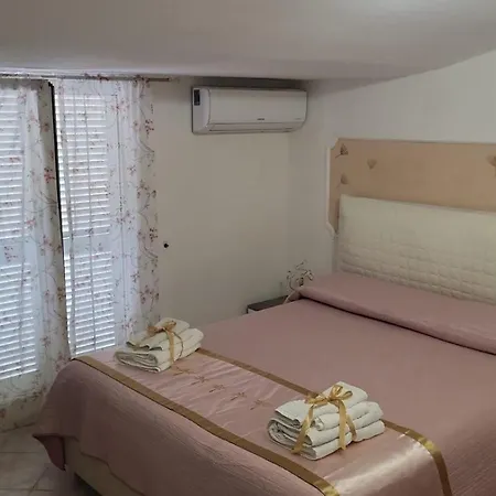 Dimora Del Centro Bed & Breakfast 4*