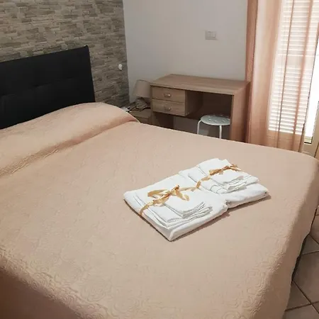 Bed & Breakfast Dimora Del Centro 4*